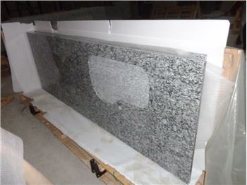 Taulell de granit en esprai blanc