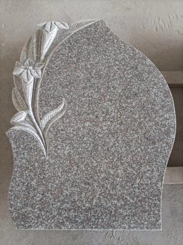 Làpida de lliri de granit G664